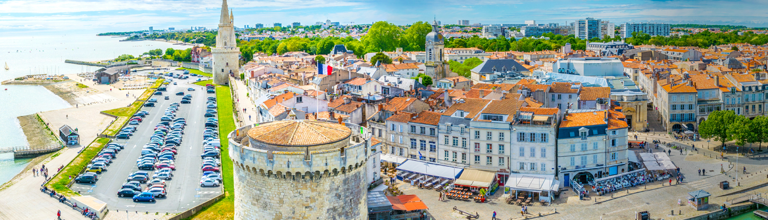 Tourisme La Rochelle : transport en bus haut de gamme avec Driver Service Agency