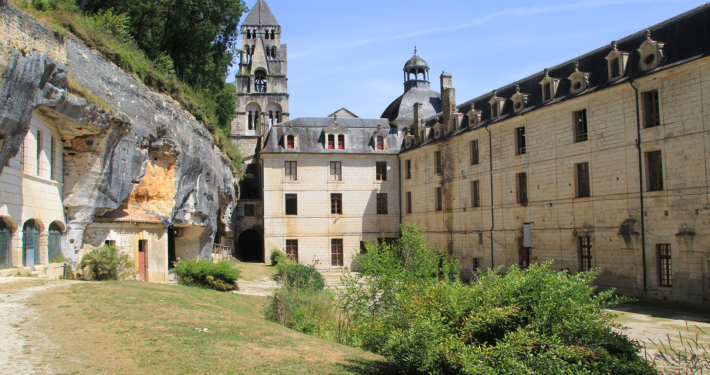 Tourisme Brantome en bus VIP avec DSA (Driver Service Agency)